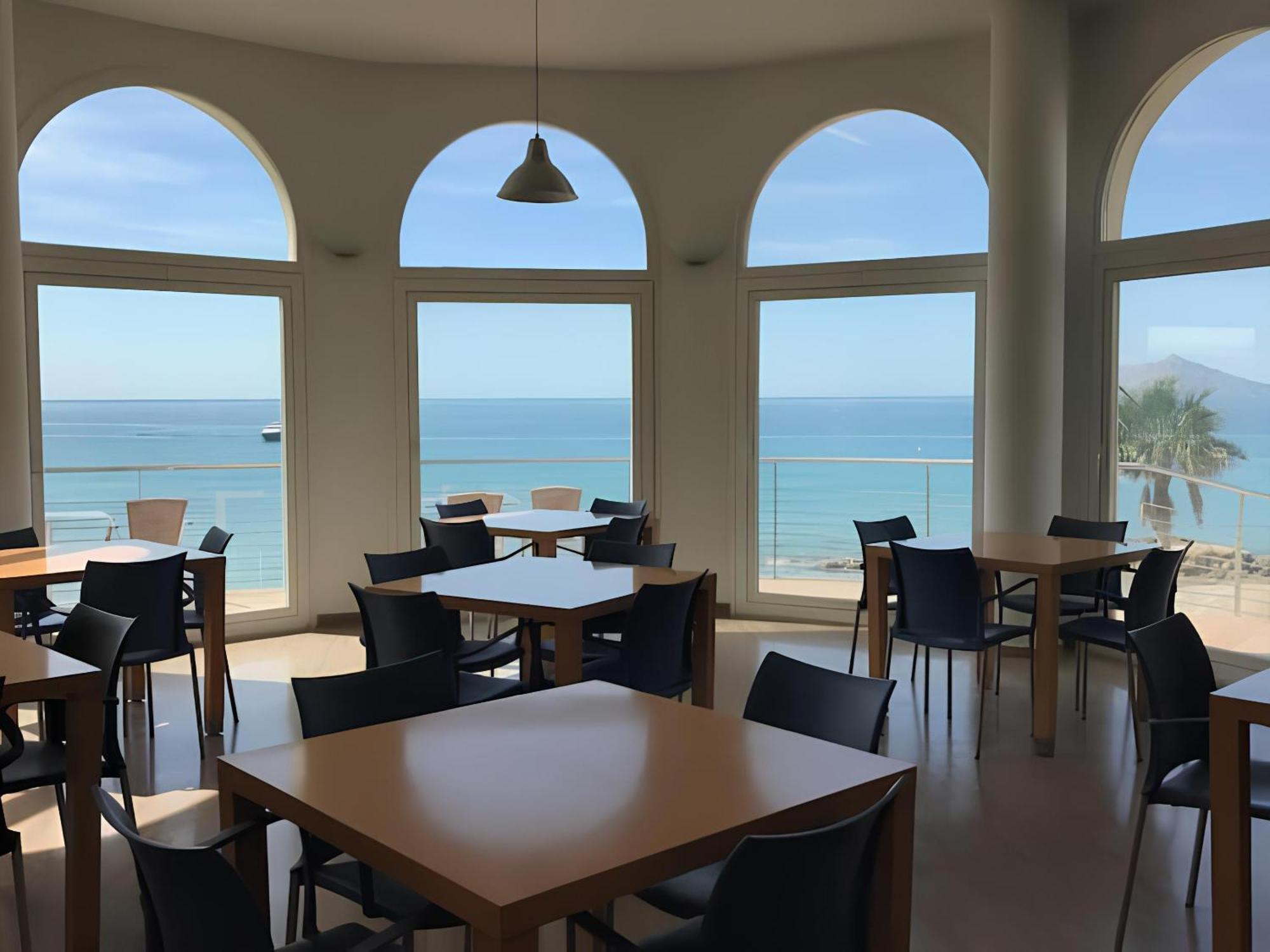 Clp - Front, Pool View And Parking Appartement *